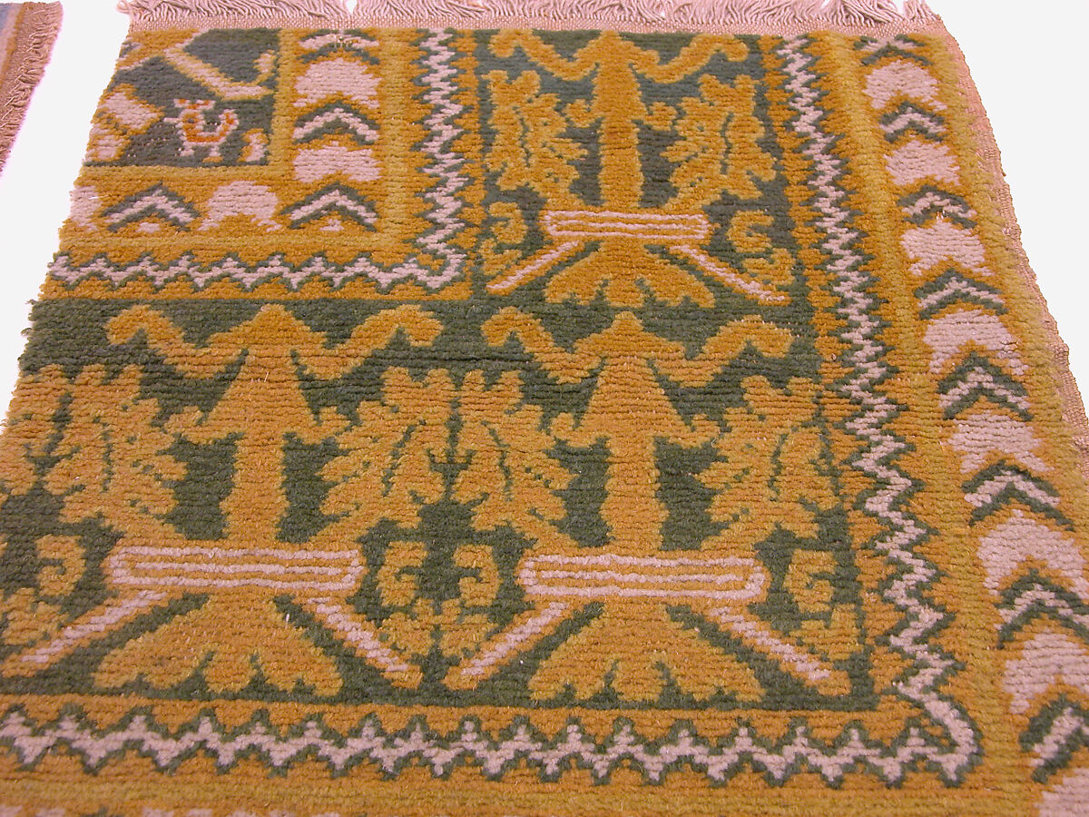 Carpet Fragment, Wool (warp, weft and pile); single-warp (Spanish) knotted pile