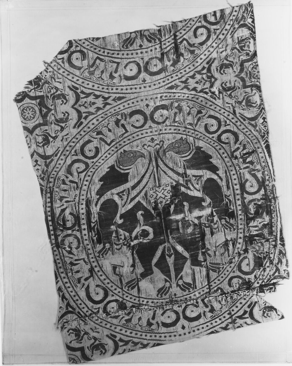 Textile Fragment from the Shrine of San Librada, Sigüenza Cathedral, Spain, Silk, metal wrapped thread; lampas