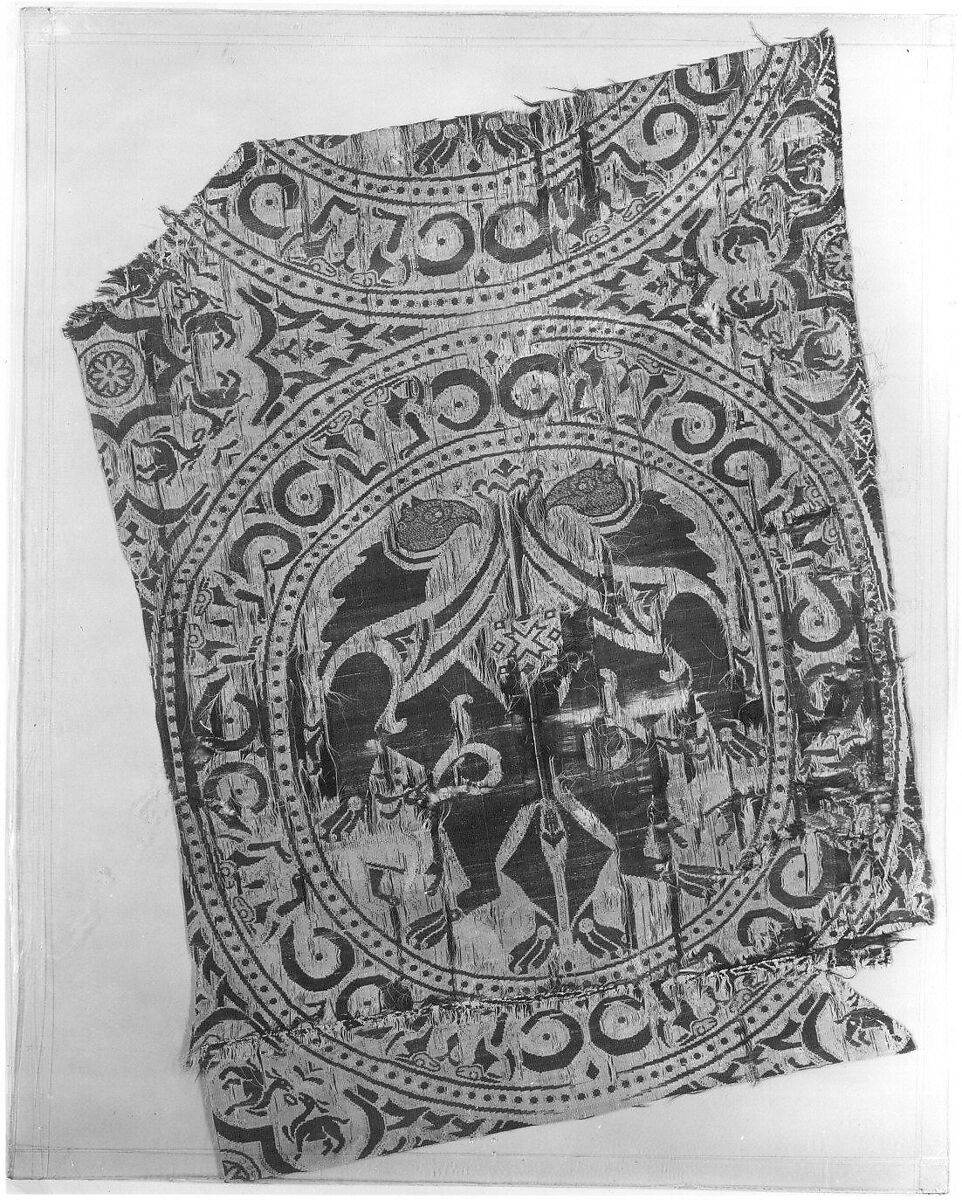 Textile Fragment from the Shrine of San Librada, Sigüenza Cathedral, Spain, Silk, metal wrapped thread; lampas