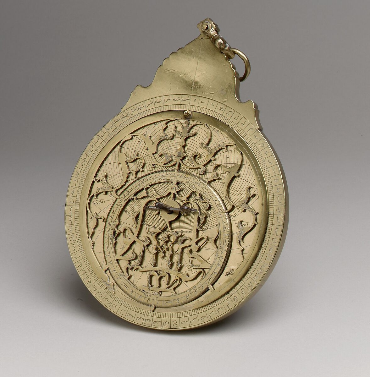 Planispheric Astrolabe, Muhammad Zaman al-Munajjim al-Asturlabi (Iranian, active 1643–1689), Brass and steel; cast and hammered, pierced and engraved