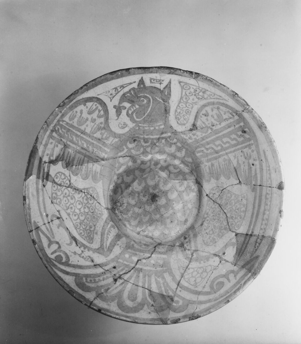Bowl with Eagle, Muslim Ibn al-Dahhan (Egyptian), Earthenware; luster-painted on opaque white glaze