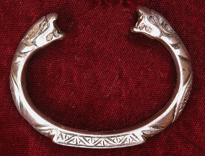 Bracelet with Snake-Head Endings and Arabic Inscription, One of a Pair