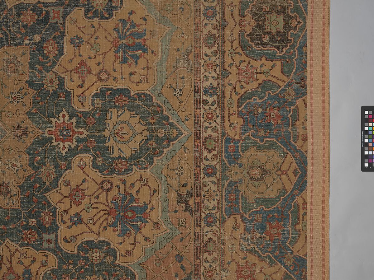 Carpet, Cotton (warp and weft), wool (pile); asymmetrically knotted pile