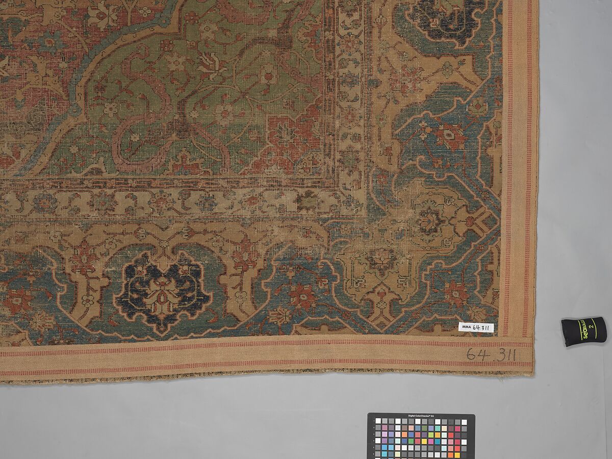 Carpet, Cotton (warp and weft), wool (pile); asymmetrically knotted pile