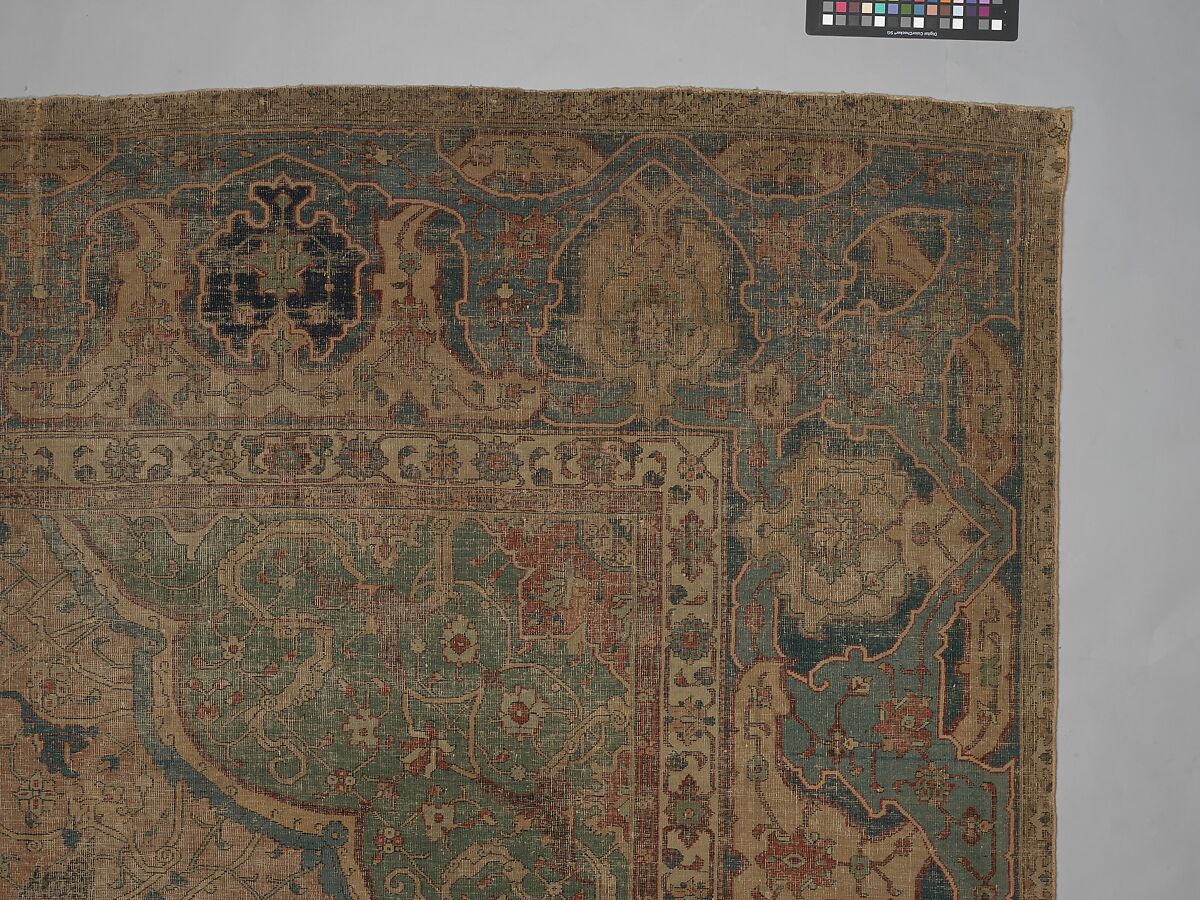 Carpet, Cotton (warp and weft), wool (pile); asymmetrically knotted pile