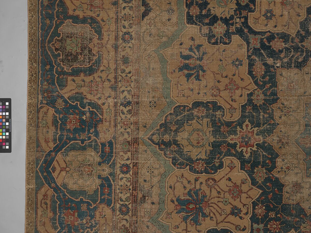 Carpet, Cotton (warp and weft), wool (pile); asymmetrically knotted pile