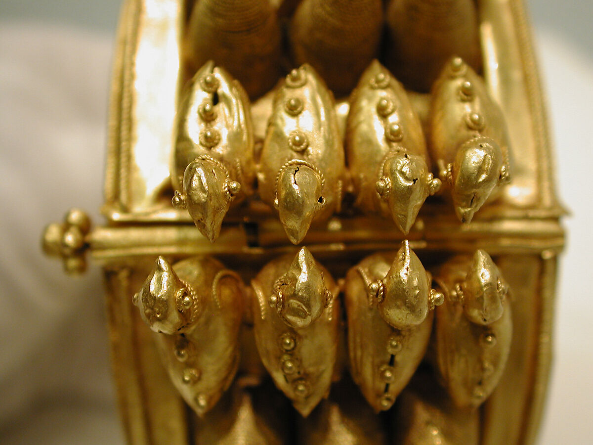 Bracelet, Gold