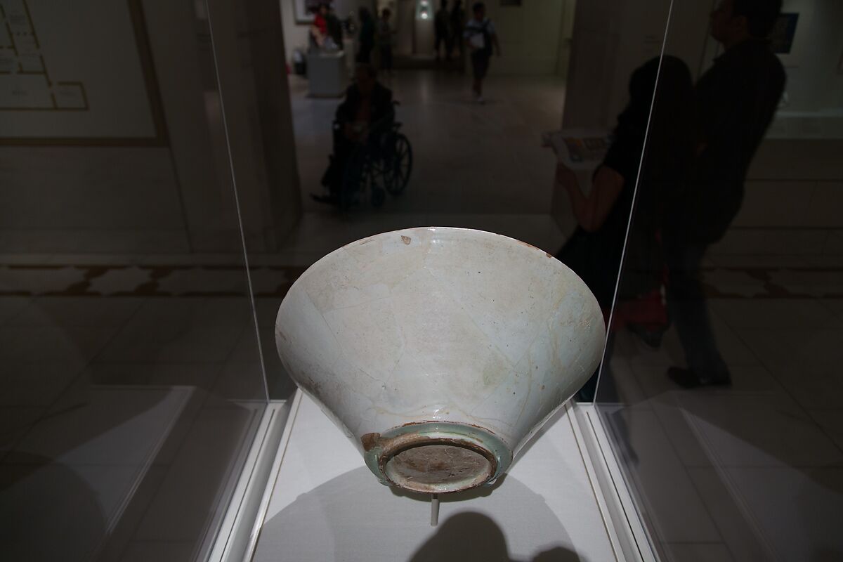 Bowl with Arabic Inscription, Earthenware; white slip with black-slip decoration under transparent glaze