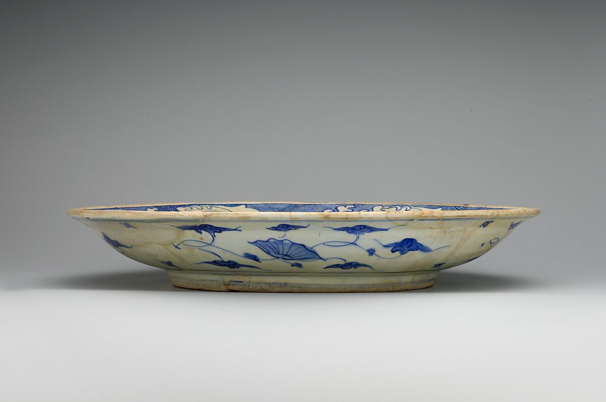 Dish with Two Intertwined Dragons, Stonepaste; painted in blue under transparent glaze