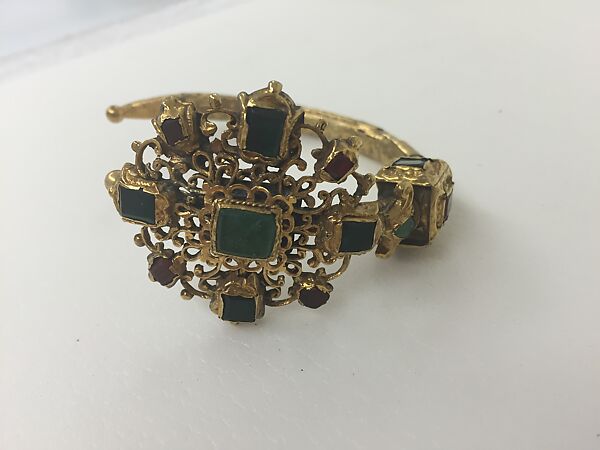 Head Ornament, Gold, glass, green beryl