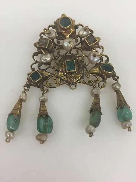 Head Ornament, Gold, topaz, green beryl, glass, pearls 