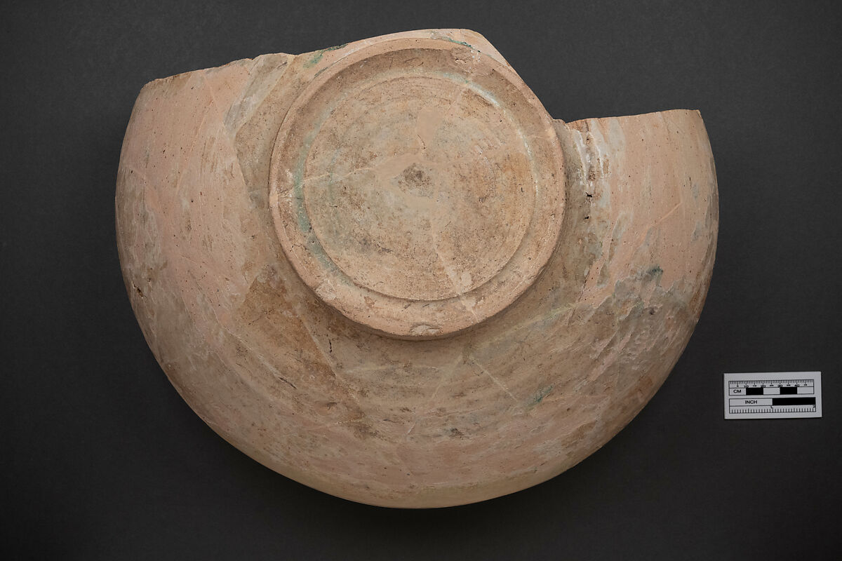 Bowl, Earthenware; polychrome slip under transparent glaze