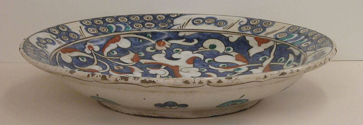 Dish with Split-Leaf Palmette Design, Stonepaste; polychrome painted under transparent glaze