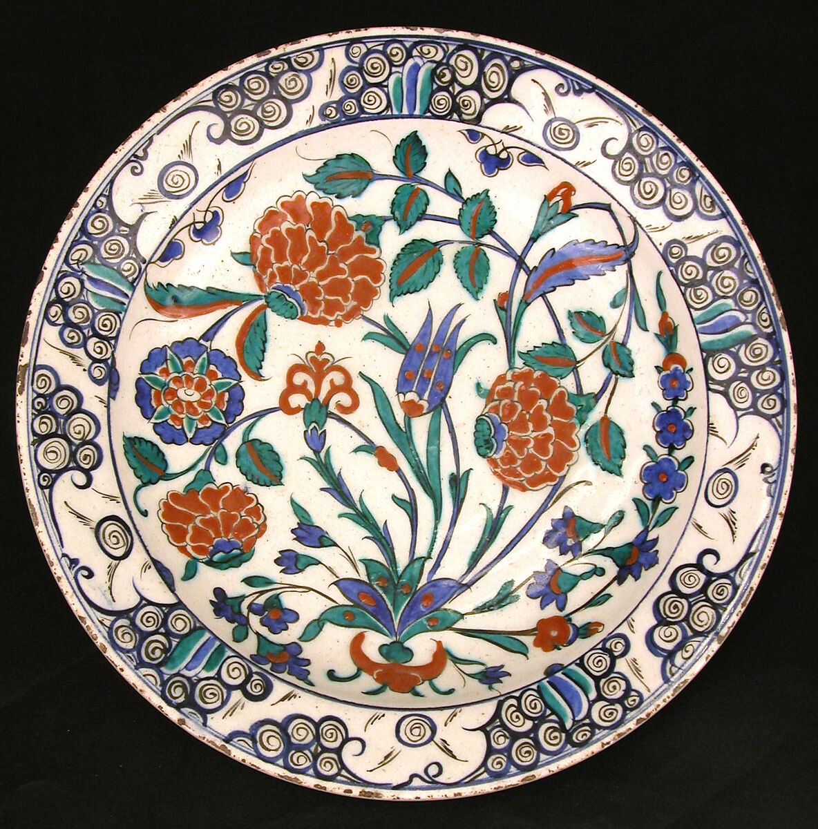 Dish, Stonepaste; polychrome-painted under transparent glaze