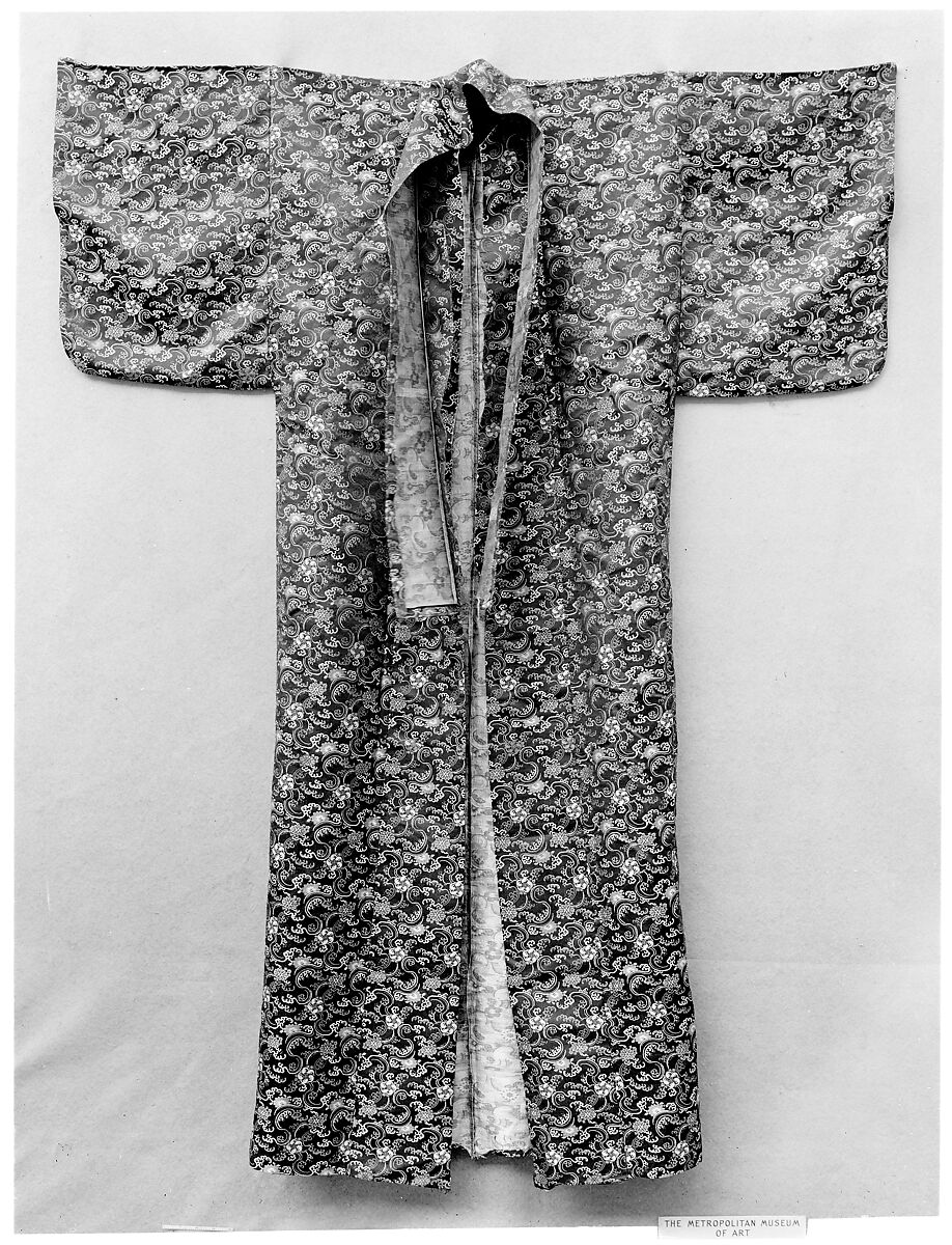 Kosode, Silk, metallic thread; lampas, Japan 