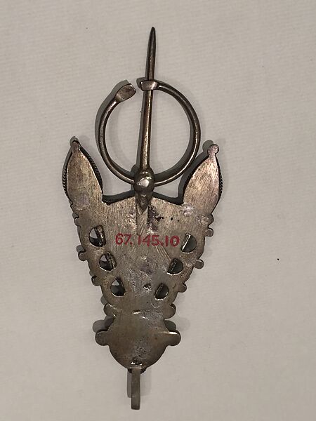 Fibula, Silver, imitation coral