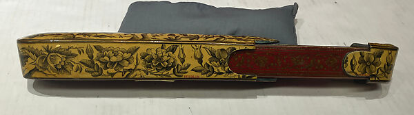 Pen Box (Qalamdan) with Bird and Flower Design, Papier-maché; painted, gilded, and lacquered