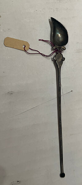 Pen Box (Qalamdan) with Bird and Flower Design, Papier-maché; painted, gilded, and lacquered