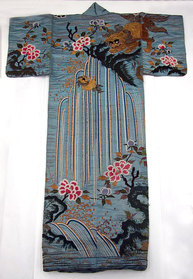 Kabuki Costume: Outer Robe (Uchikake) with Design of Lioness and Cubs ...