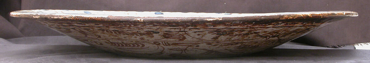 Dish, Earthenware; tin-glazed and luster-painted