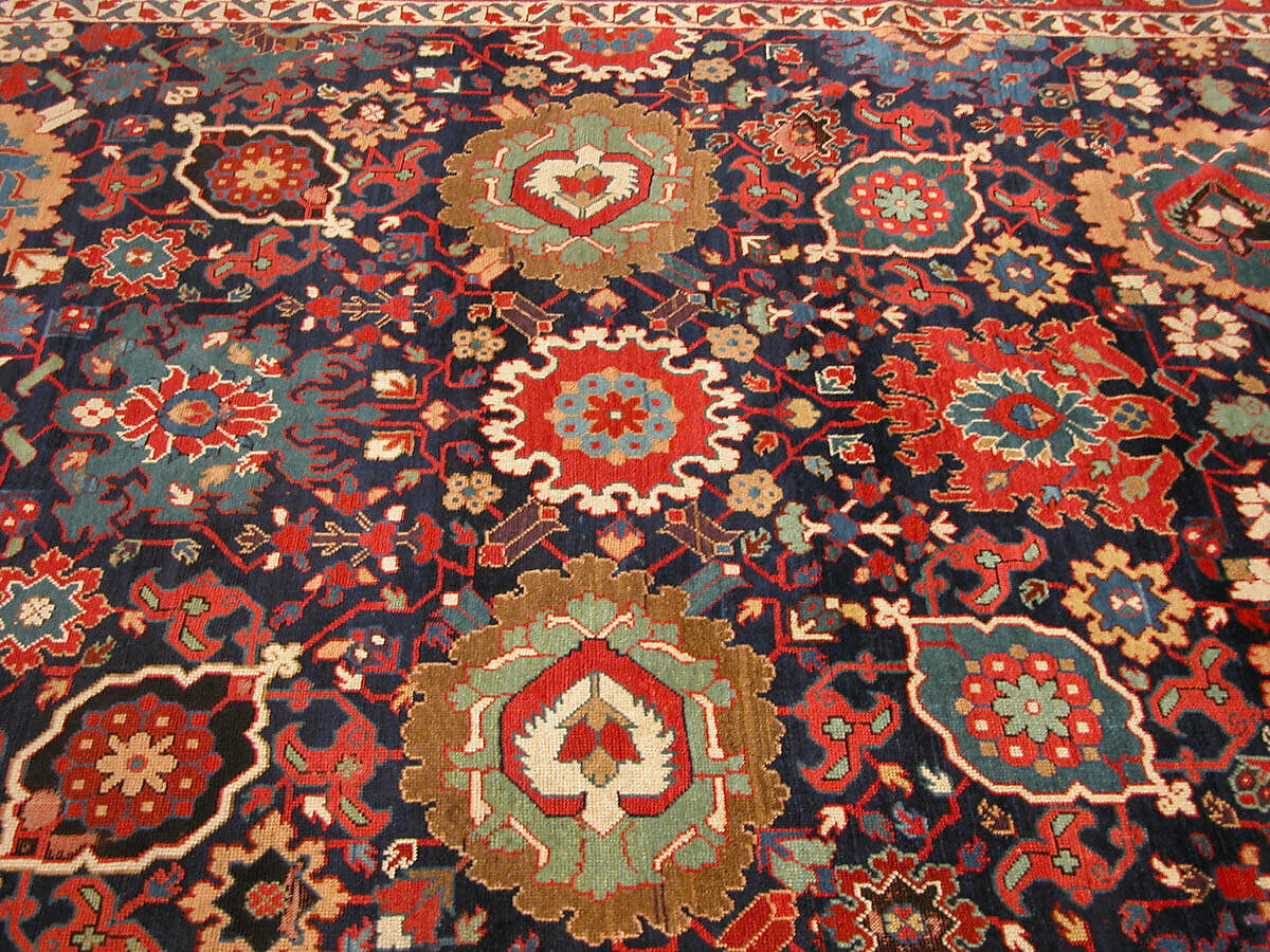 Harshang Carpet, Wool (warp, weft and pile); symmetrically knotted pile