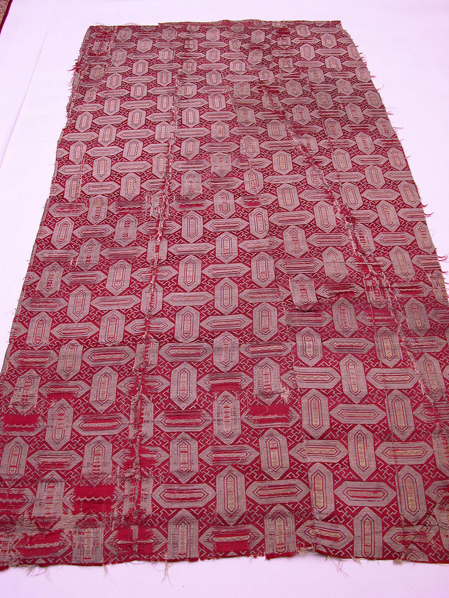 Textile with Cartouche Design, Silk, metal wrapped thread; lampas (kemha)