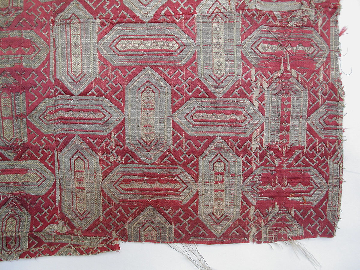 Textile with Cartouche Design, Silk, metal wrapped thread; lampas (kemha)