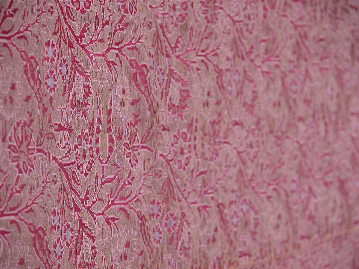 Textile Fragment, Silk, metal wrapped thread