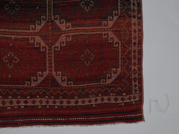 Carpet with Repeating Medallion Pattern on Red Background, Wool; (warp, weft, and pile); symmetrically knotted pile