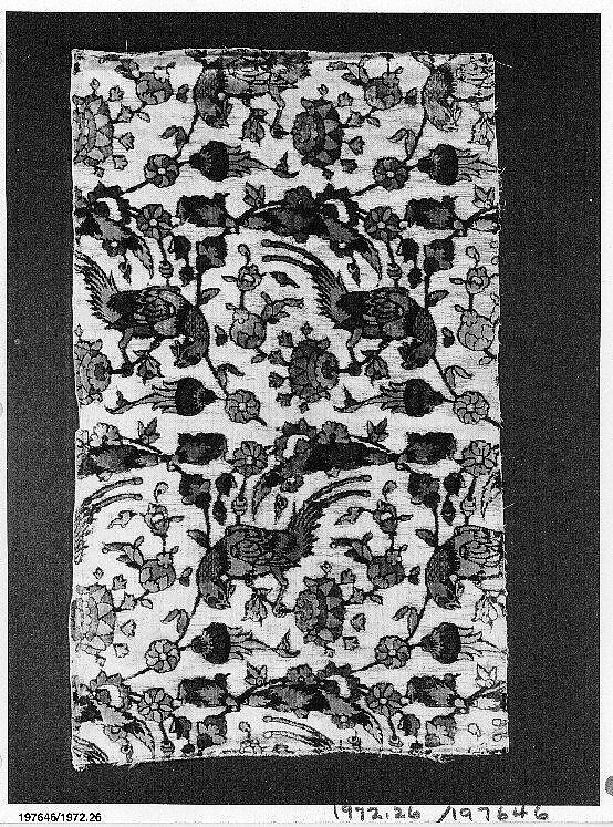 Velvet Fragment with Bird and Flower Design, Silk; cut and voided velvet, with continuous floats of flat metal thread