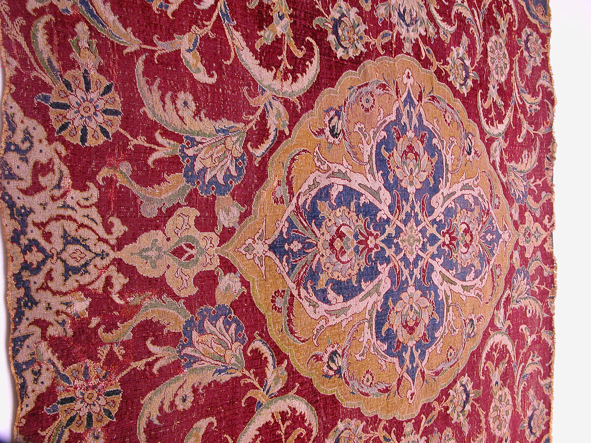 Fragment of an Ottoman Court Carpet, Wool (warp, weft, and pile); asymmetrically knotted pile