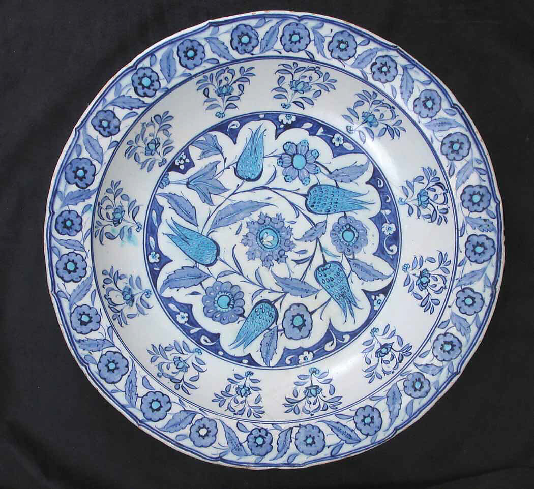 Bowl, Stonepaste; painted and glazed 