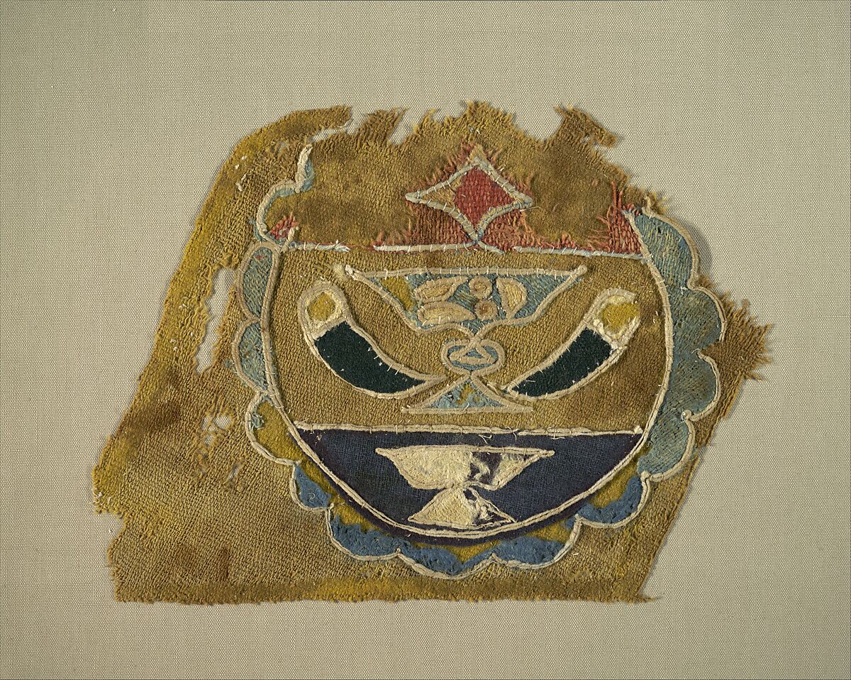 Textile Fragment with Mamluk Emblem, Wool; appliqued and embroidered 