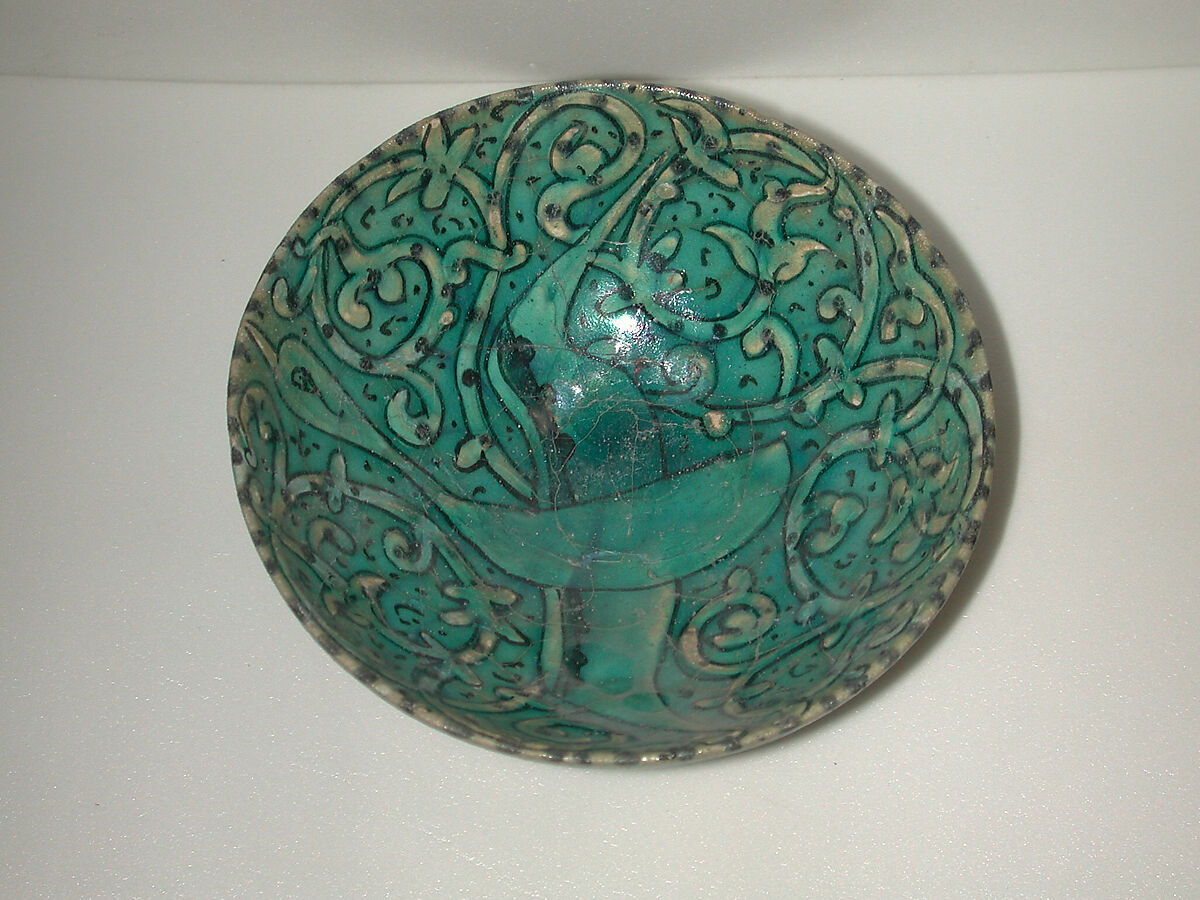 Bowl, Stonepaste; molded and painted under transparent glaze