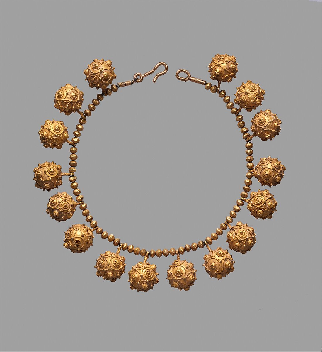 Necklace, Gold; granulation 