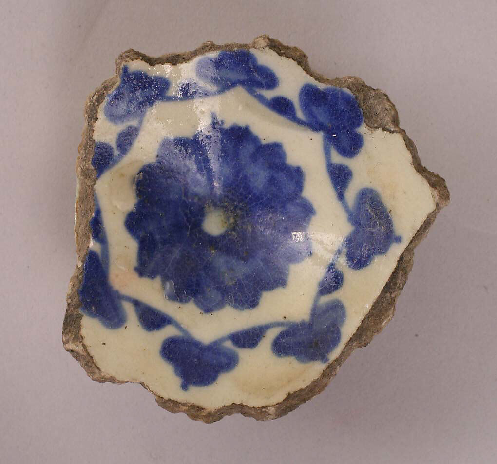 Fragment of a Bowl or Cup, Stonepaste; painted under transparent glaze 