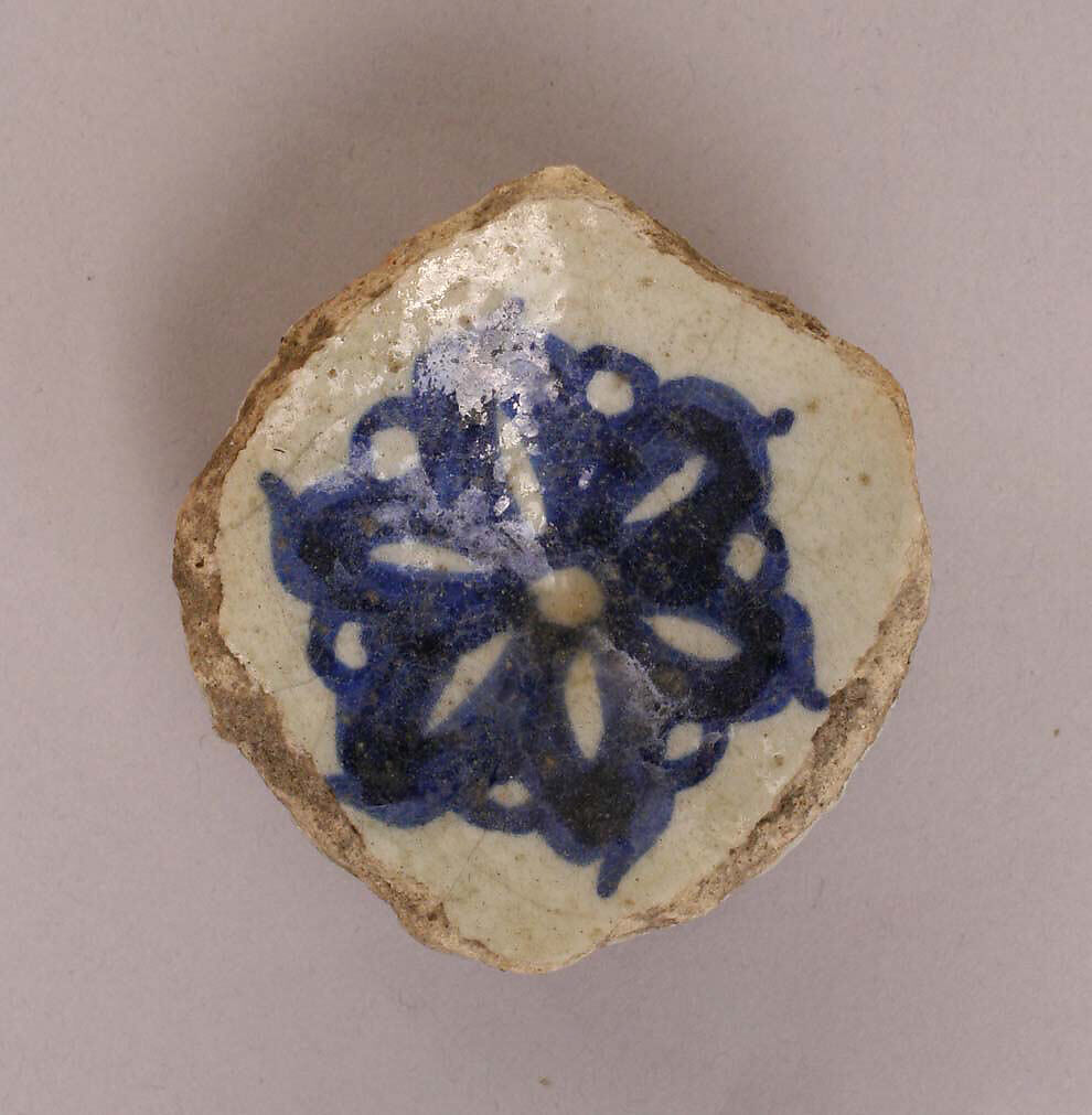 Fragment of a Bowl or Cup, Stonepaste; painted under transparent glaze 