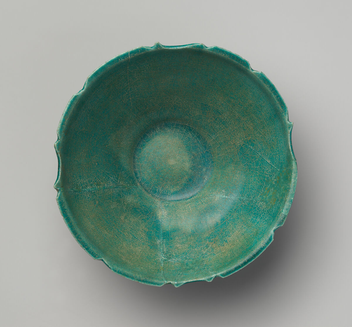 Turquoise Bowl with Carved Rim, Stonepaste; monochrome glazed 