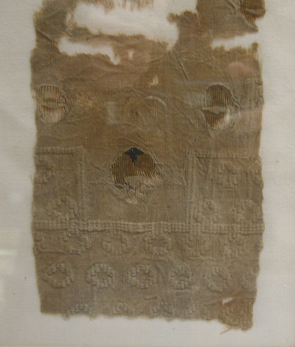 Textile Fragment, Linen and wool; tapestry-woven
