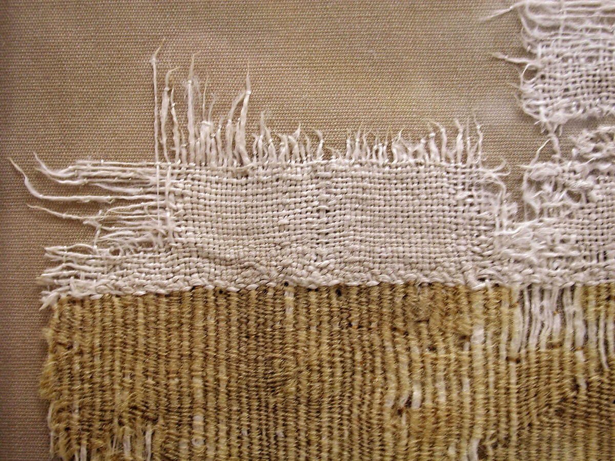 Textile Fragment, Linen, wool; plain weave, tapestry weave