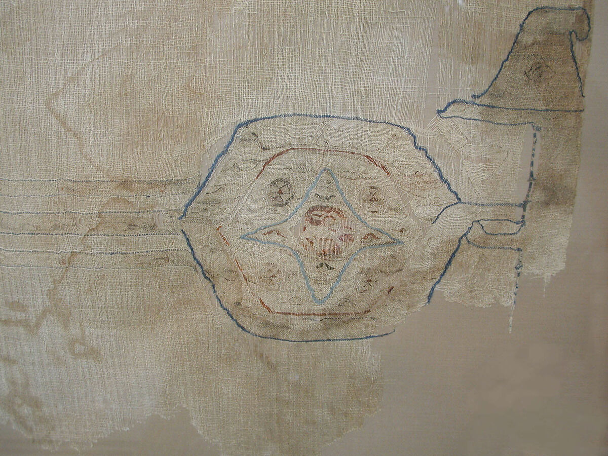 Textile Fragment, Linen; tapestry weave 