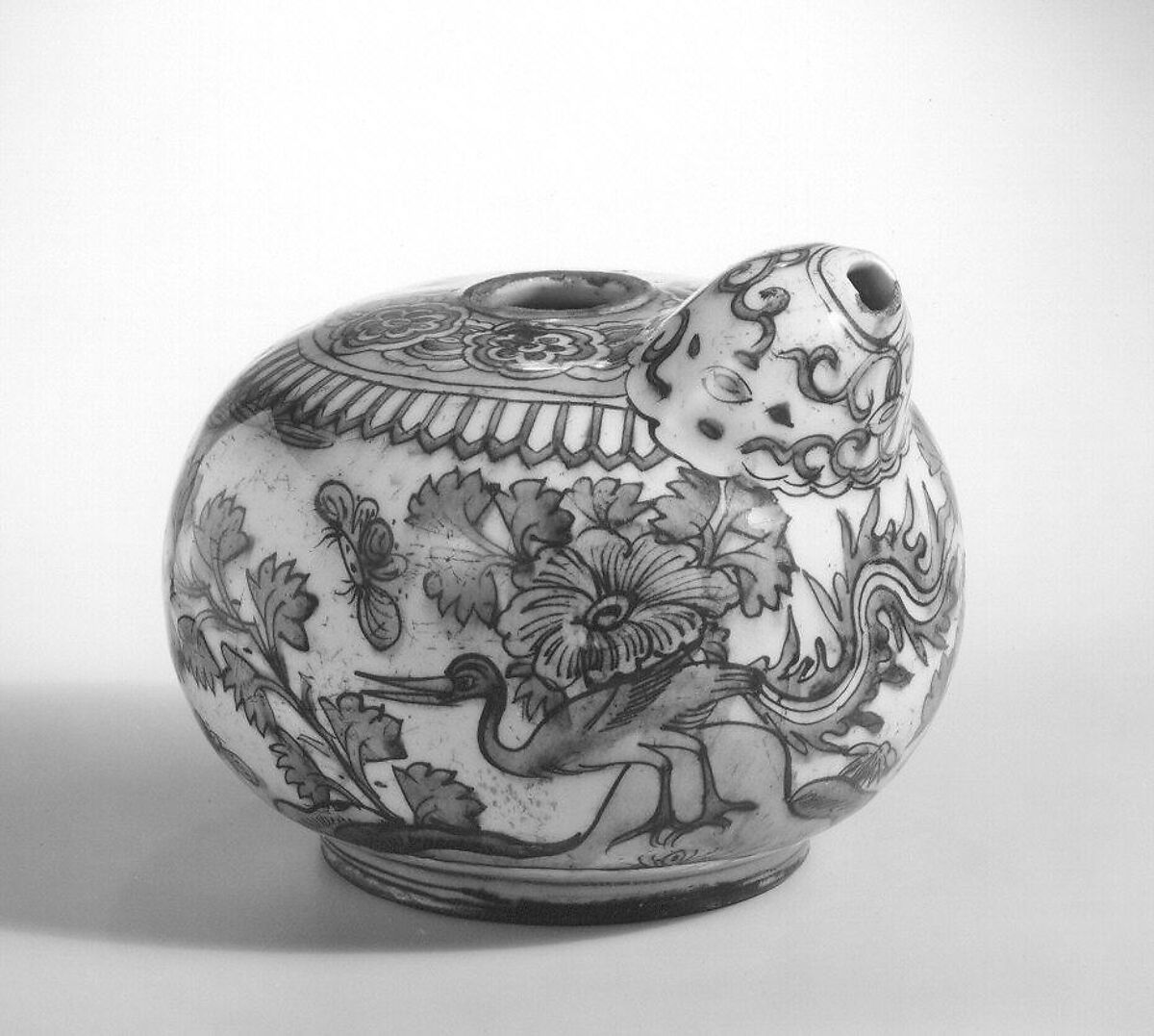 Kendi, Stonepaste; polychrome painted under transparent glaze