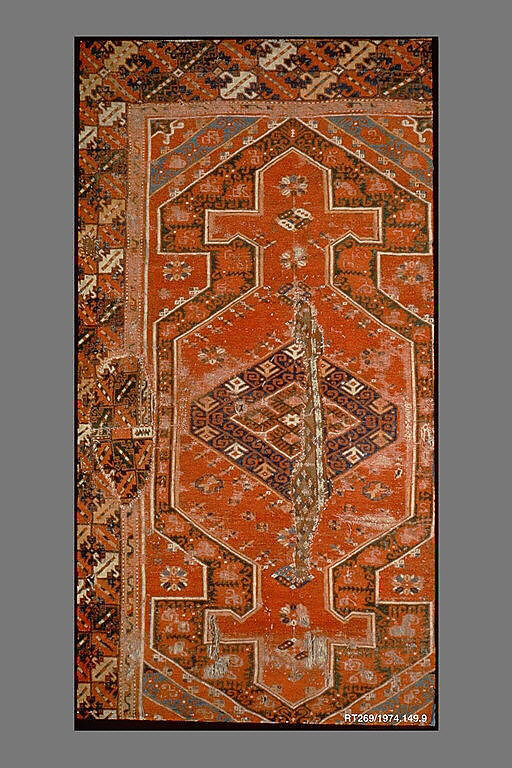 Textile Fragment, Wool (warp, weft and pile); symmetrically knotted pile 