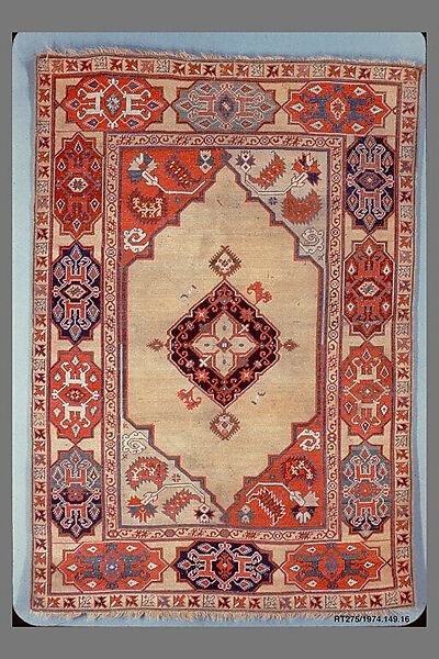 Carpet, Wool (warp, weft and pile); symmetrically knotted pile