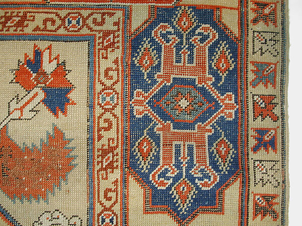 Carpet, Wool (warp, weft and pile); symmetrically knotted pile