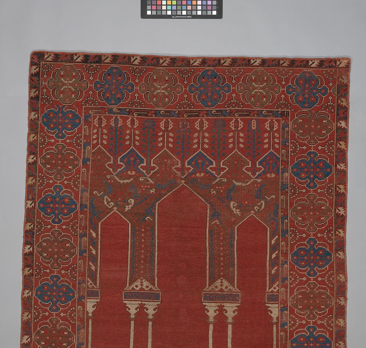Prayer Rug with Triple Arch Design, Wool (warp, weft, and pile); symmetrically knotted pile