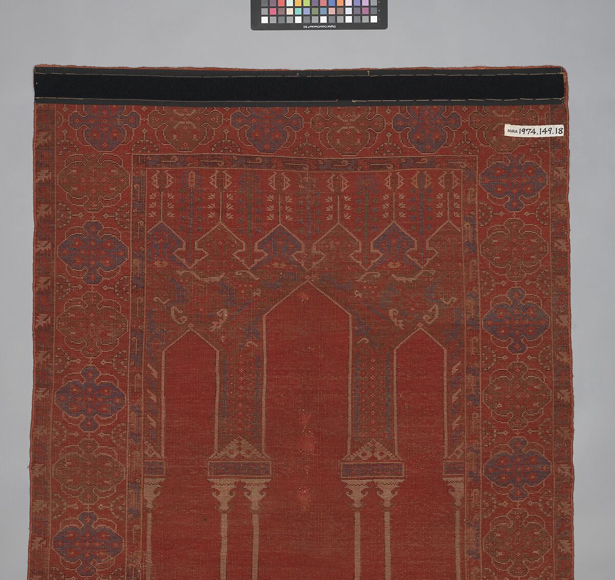 Prayer Rug with Triple Arch Design, Wool (warp, weft, and pile); symmetrically knotted pile