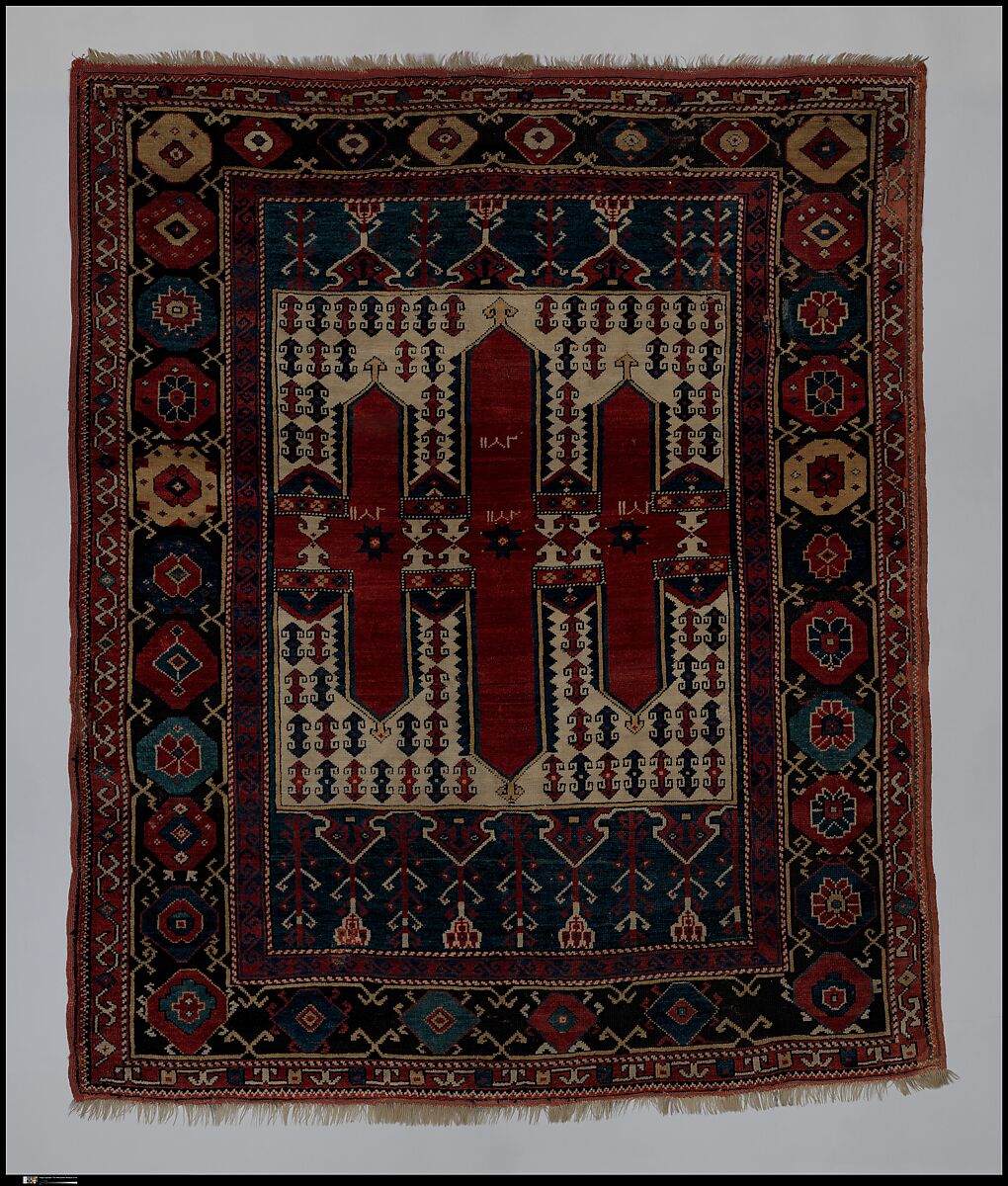 Carpet with Double-Ended Triple Niche, Wool (warp, weft, and pile); symmetrically knotted pile 