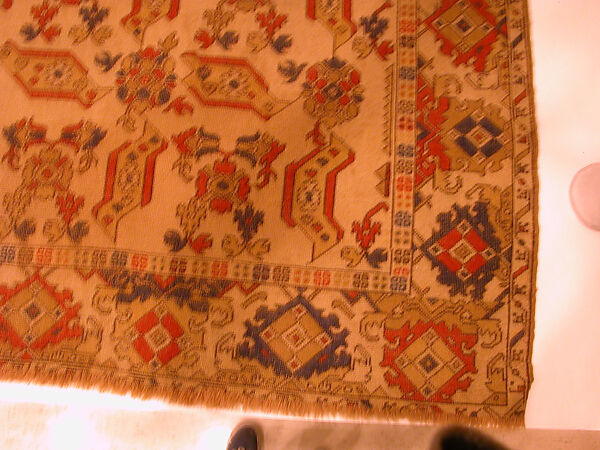 Carpet, Wool (warp, weft, and pile); symmetrically knotted pile