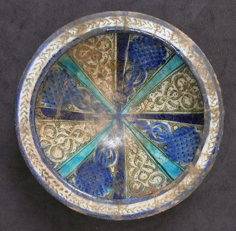 Bowl, Stonepaste; painted under transparent glaze 